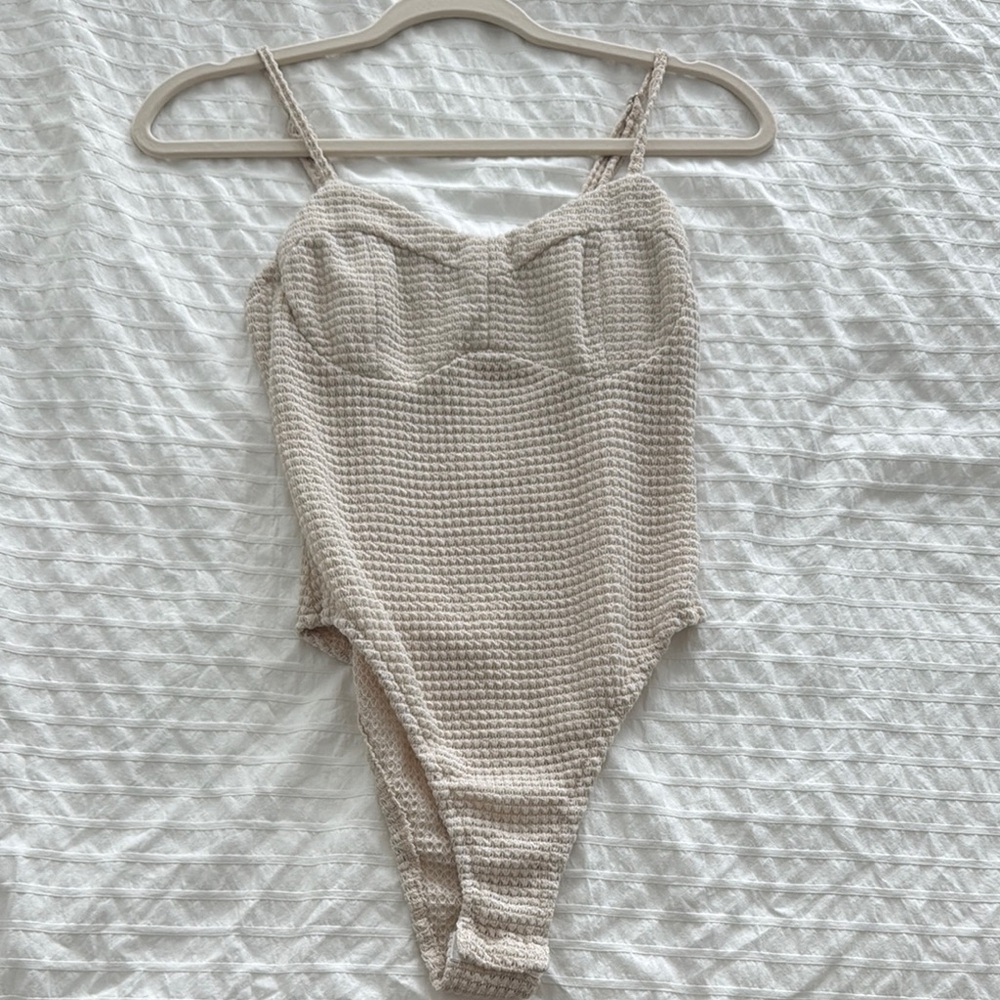 SHEIN Cream Bodysuit with Textured Design